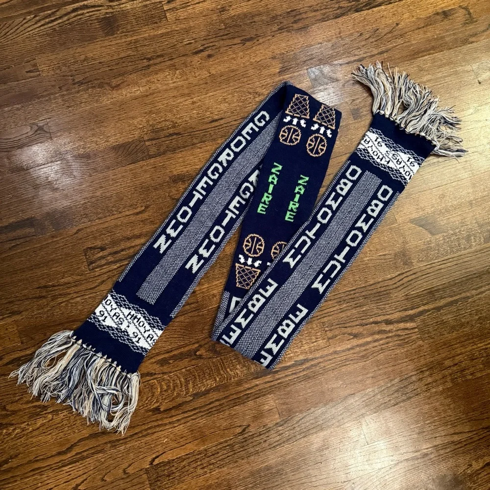 Georgetown Hoyas '91 Basketball Dikembe Mutombo Knit Scarf
